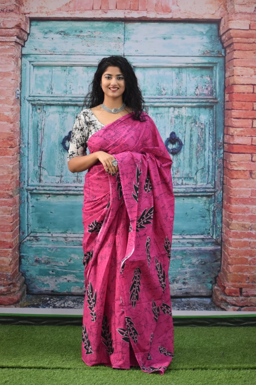 Crushed Design in Pink with Black Print Pure Mul Saree