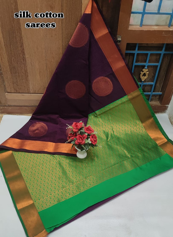 Cotton Silk Saree in Stylish Vine Colour with Attractive Big Bhotta's and Wide Golden Zari Border