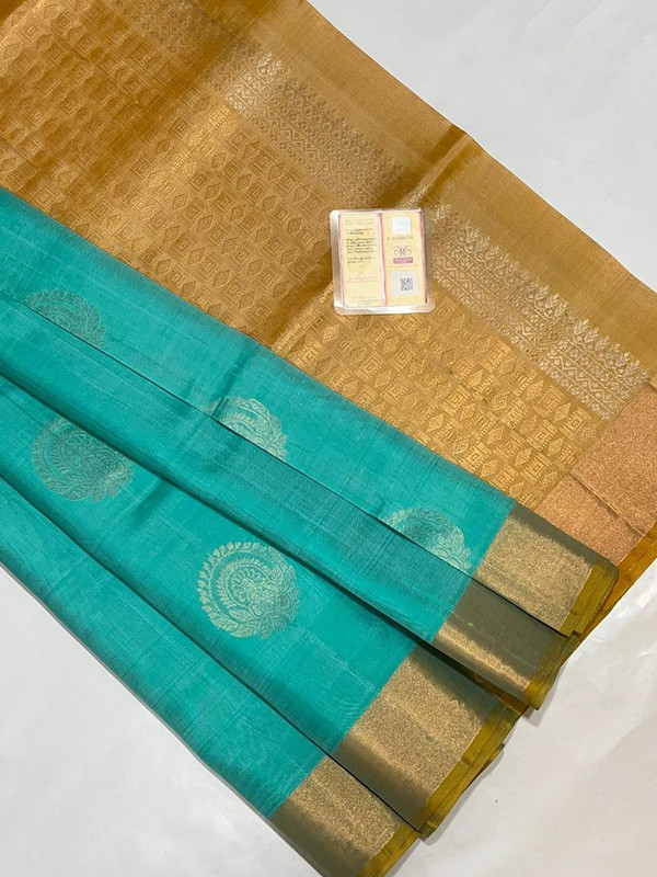 Pure Kanchipuram Handloom Saree in Bright Peach colour with Golden Zari Border