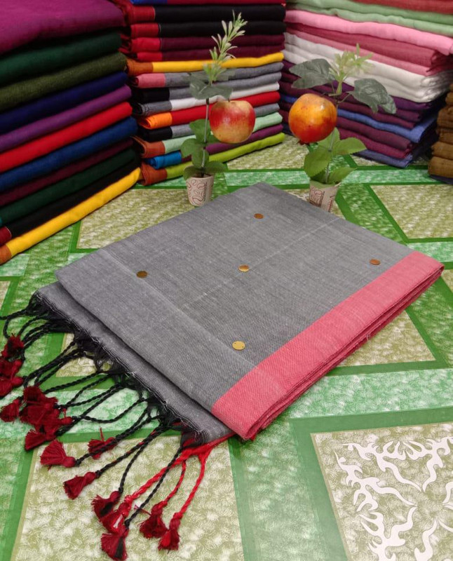 Whitish Grey Handloom Saree
