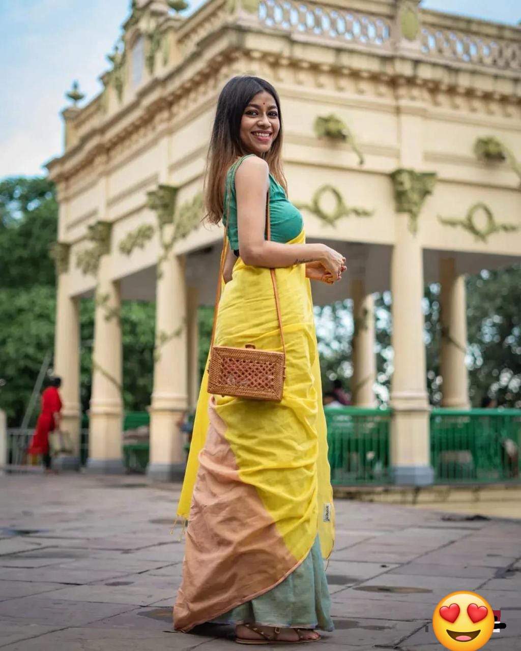 Dual Shades of Yellow, Peach and Pastel